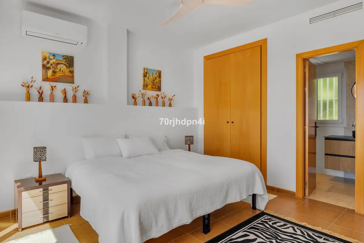 Detached Villa in Estepona