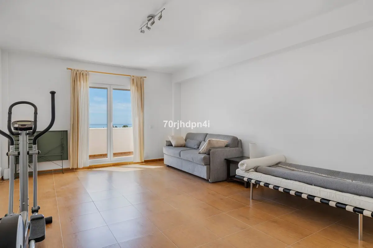 Detached Villa in Estepona