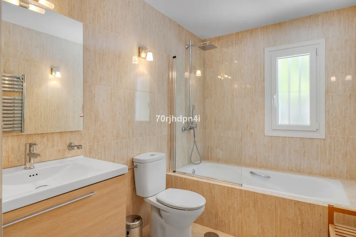 Detached Villa in Estepona