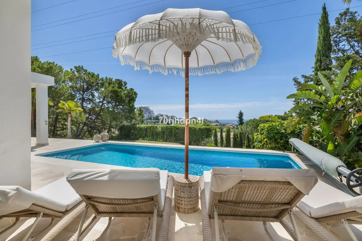 Detached Villa in Estepona