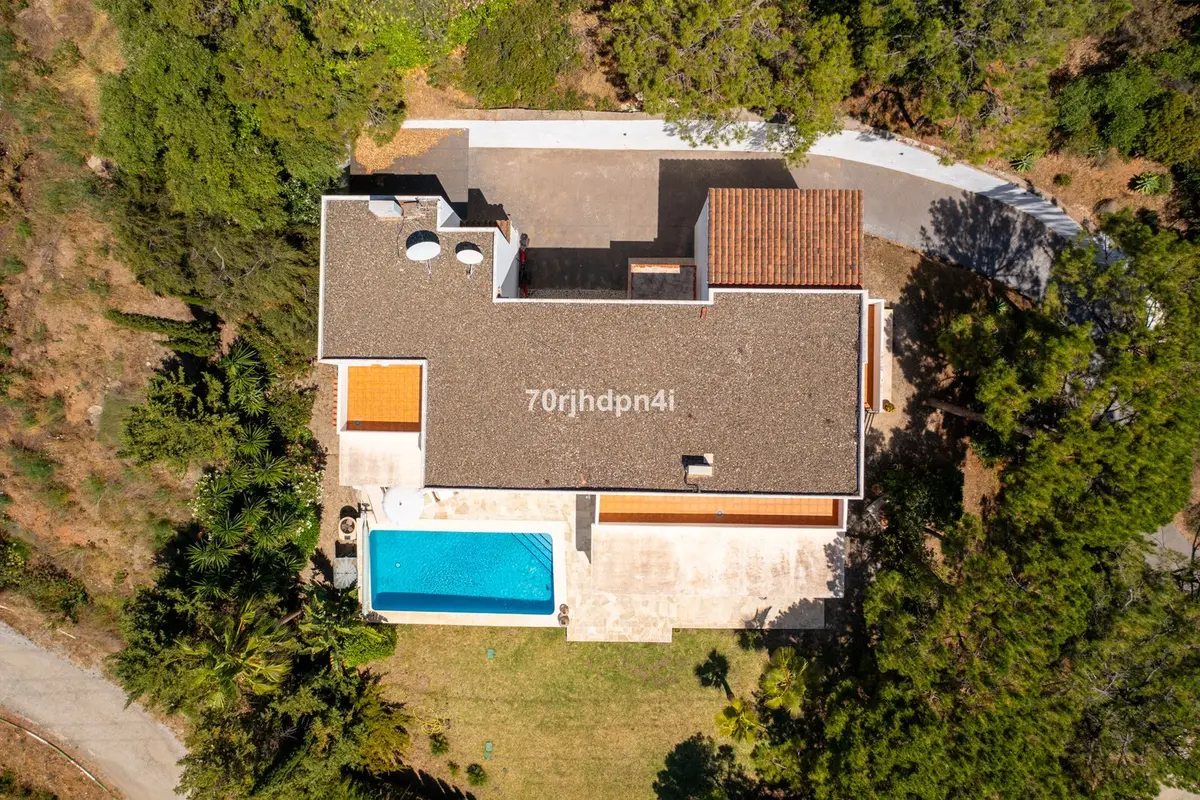 Detached Villa in Estepona