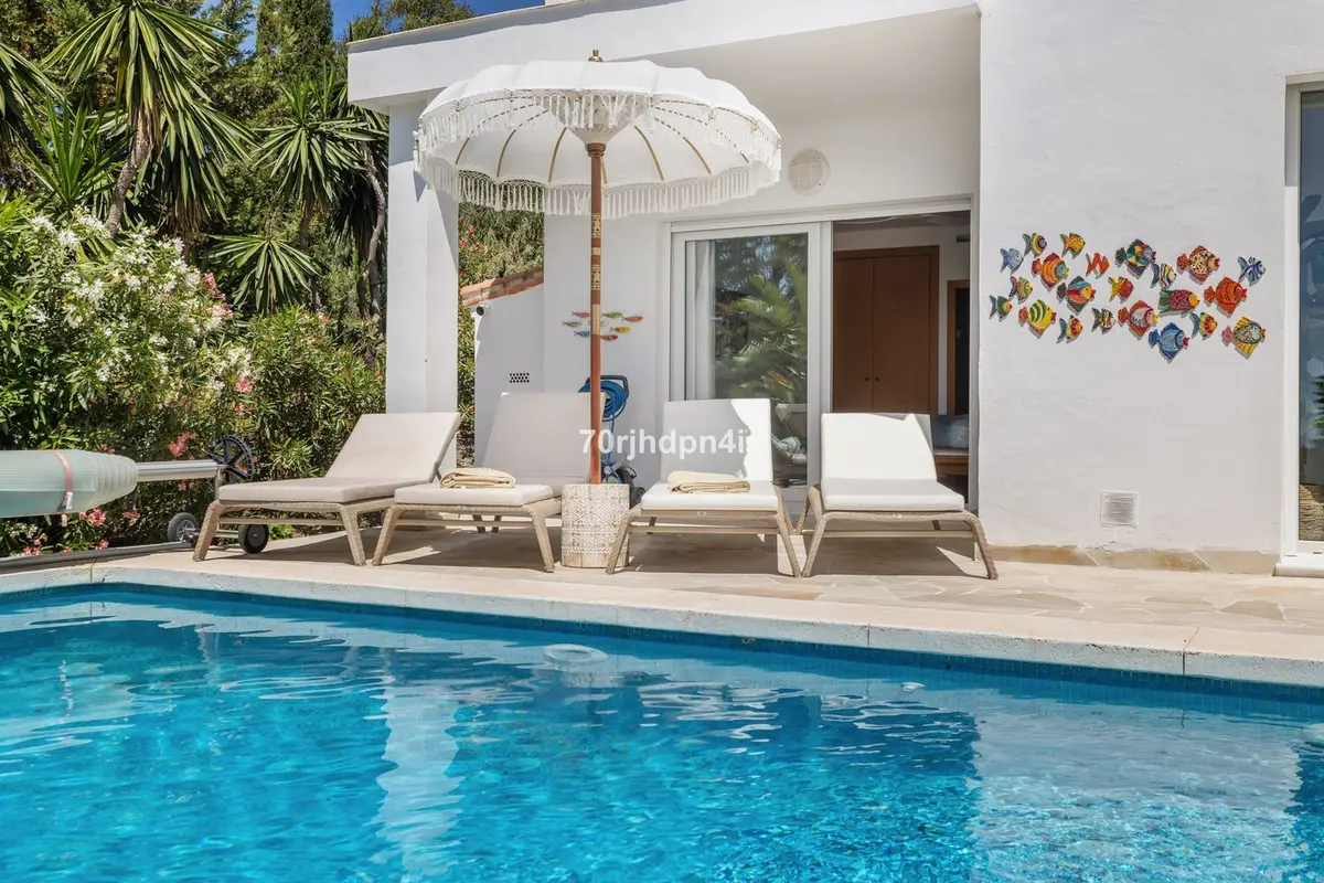 Detached Villa in Estepona