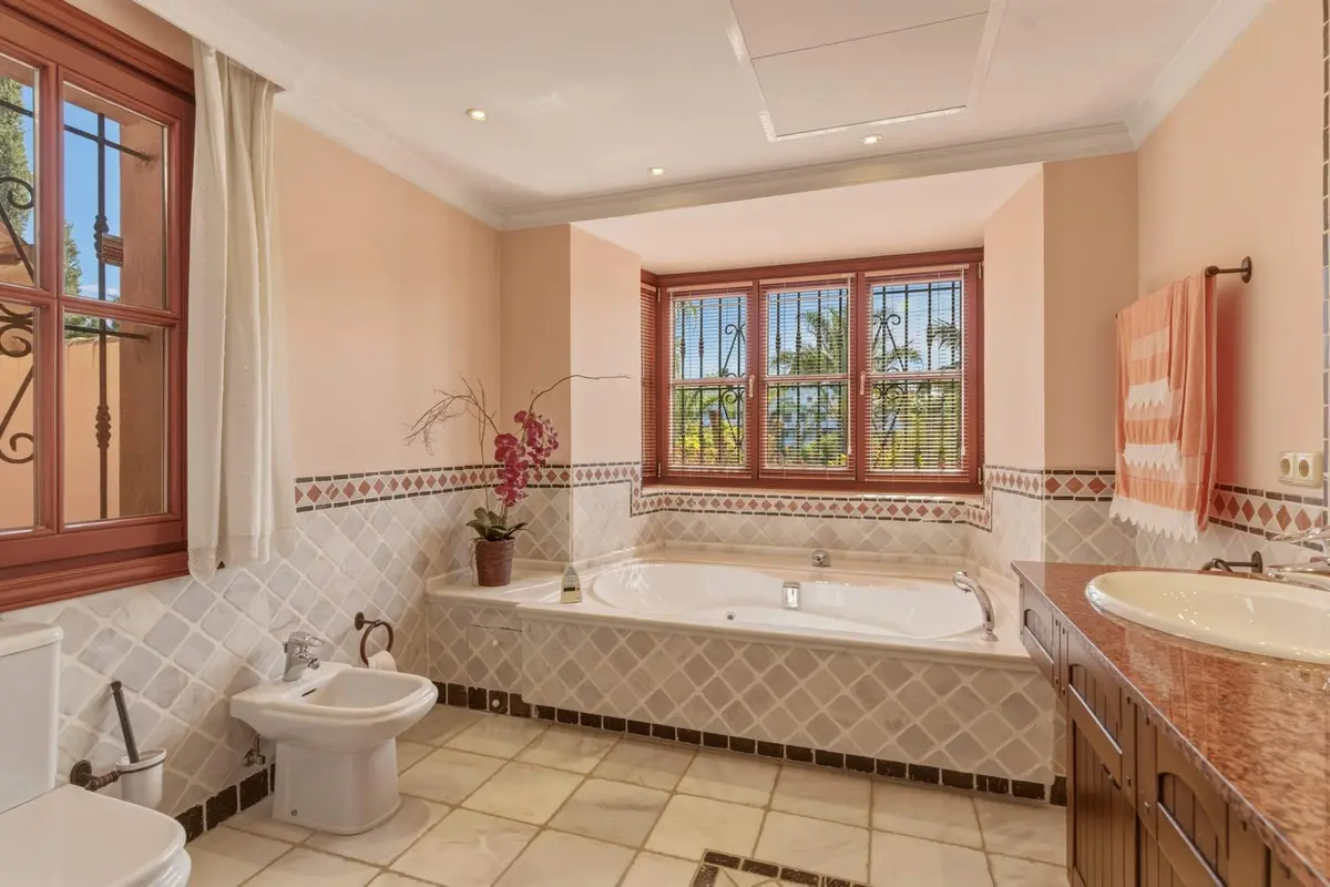 Detached Villa in Guadalmina Alta