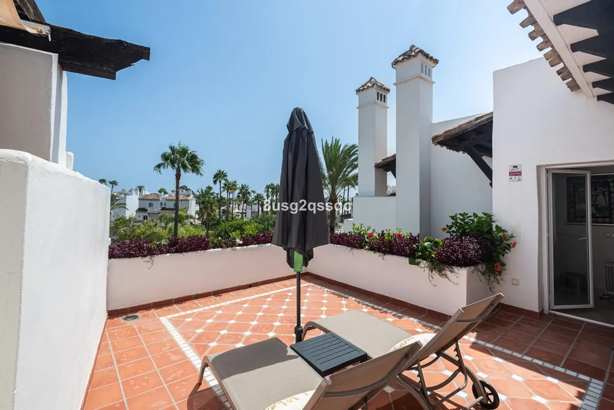 Semi-Detached House in Costalita