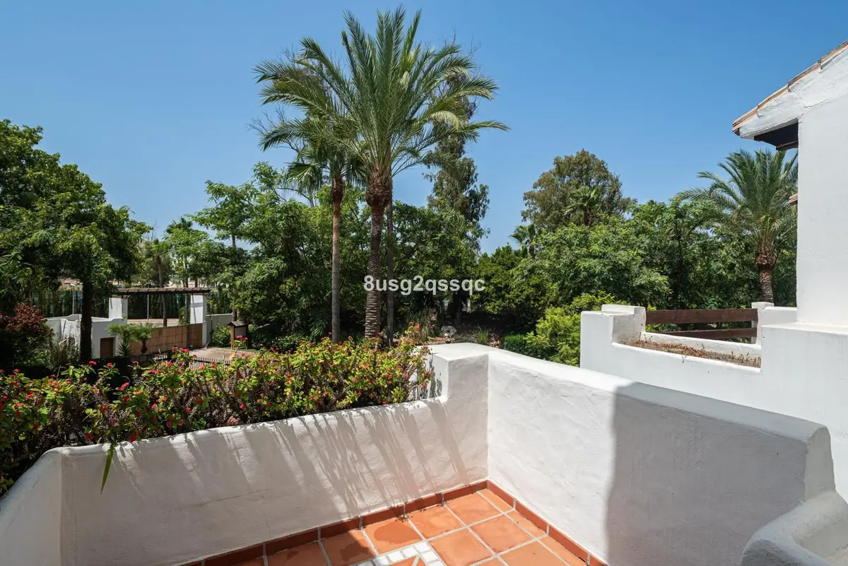 Semi-Detached House in Costalita