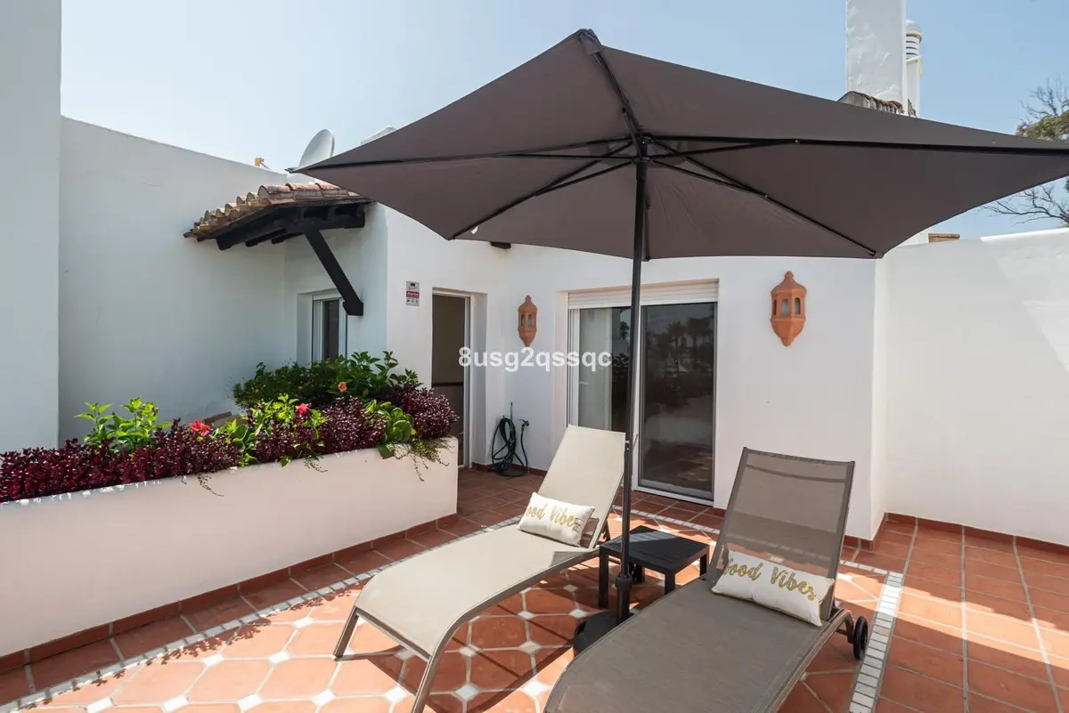 Semi-Detached House in Costalita