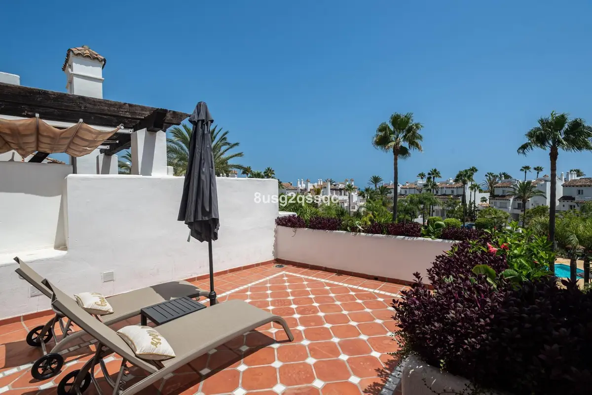 Semi-Detached House in Costalita